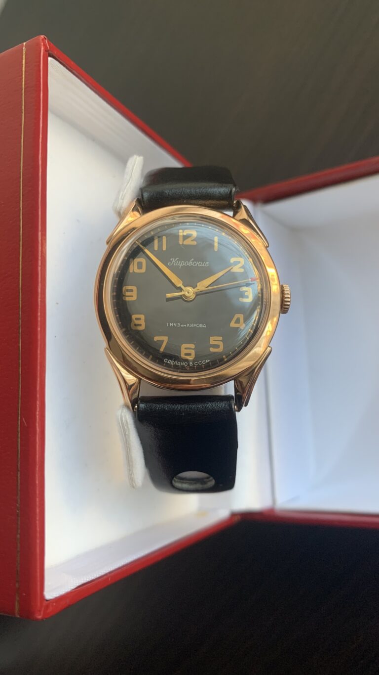 Gold Kirovskie watch