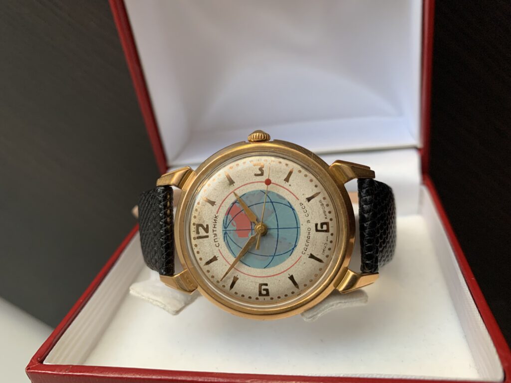 Sputnik White Dial Gold Plated horizontal